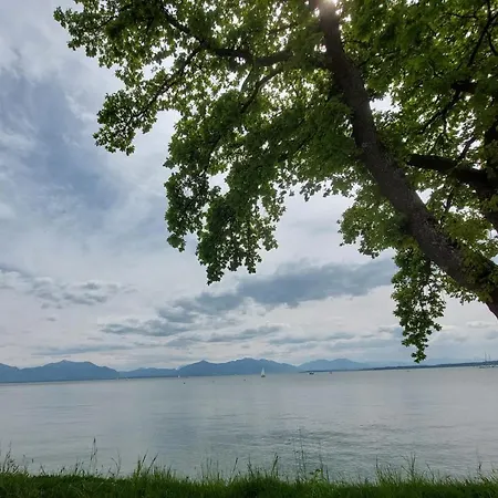 Chiemsee /seeblick/ Netflix דירה סיאון-זיברוק